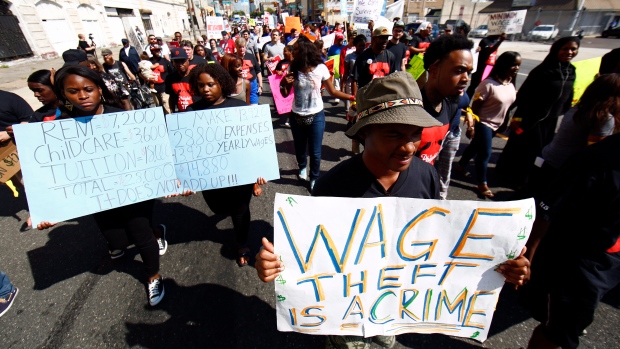 Women’s wage gap getting wider in Canada