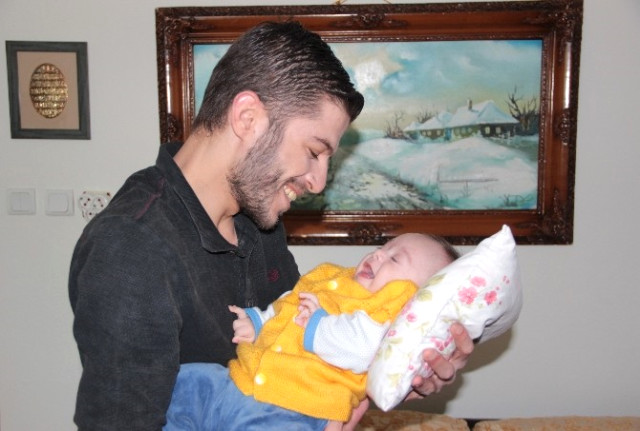 Eymen bebek sevindirdi
