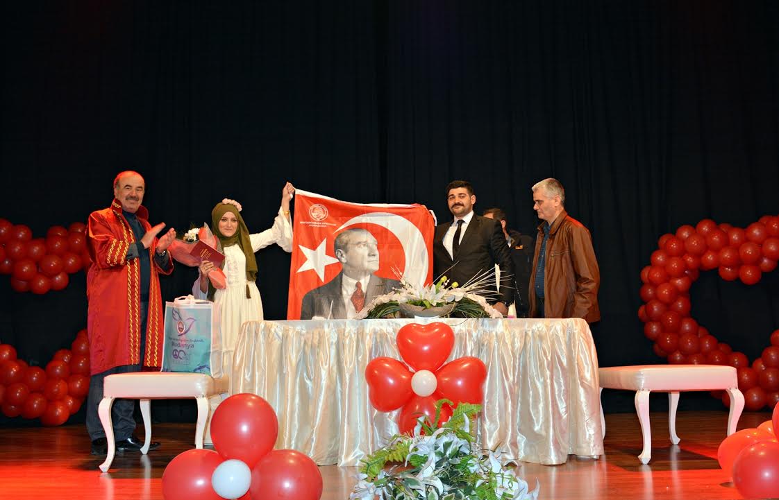 Başkan Türkyılmaz, mutluluklara ortak oldu