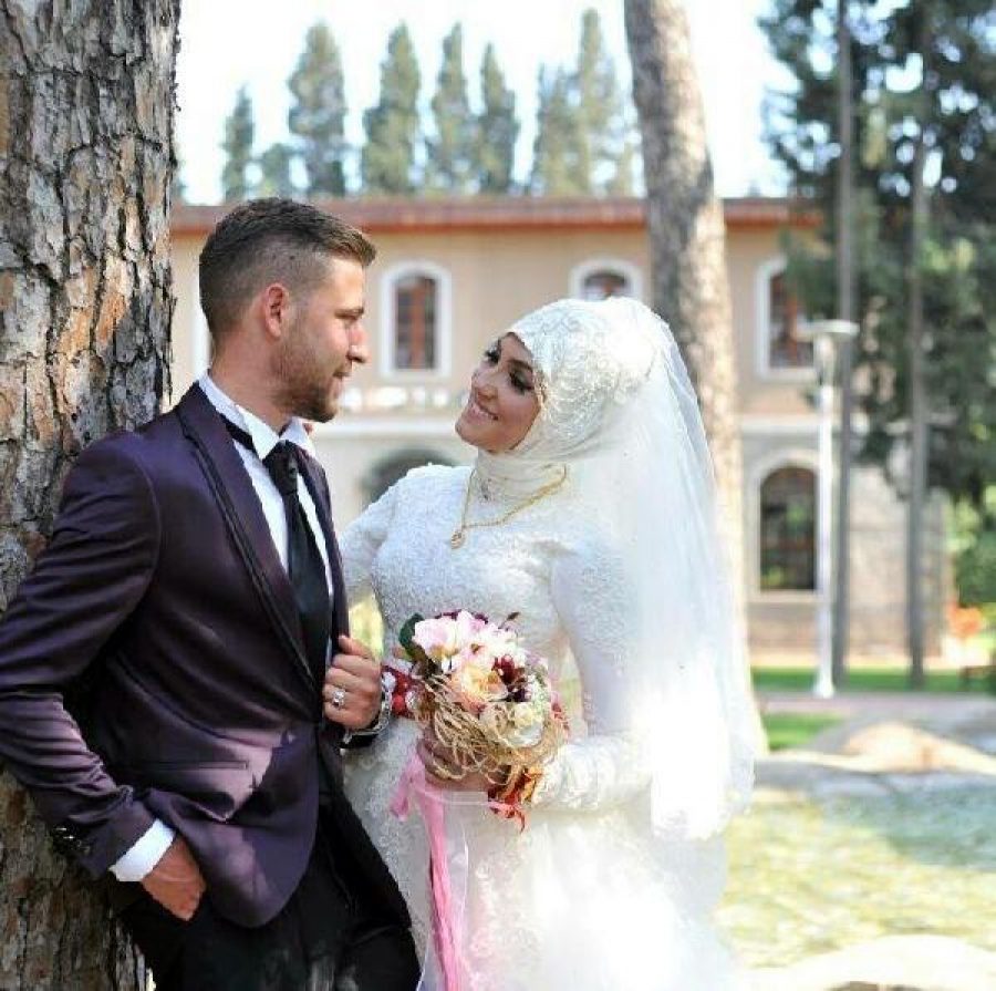 Torbalı şehidine ağlıyor