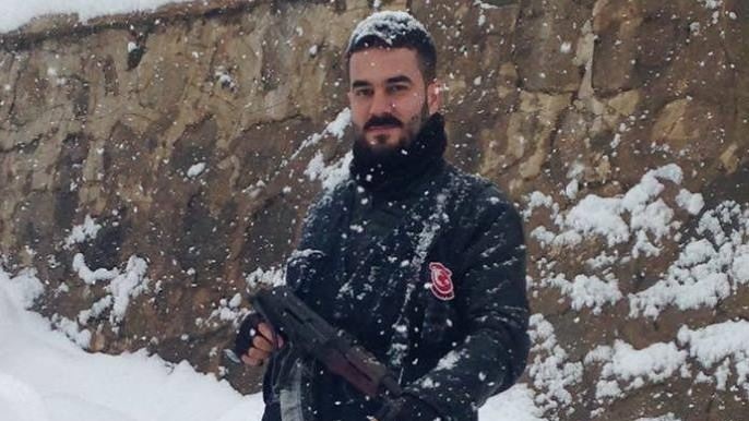 Şehit polisten yürek burkan paylaşımlar