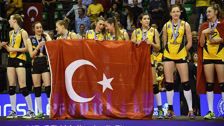 Kadın voleyboluna Türkiye damgası