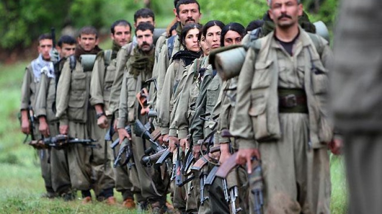 Teslim olmak isteyen terörist grubu,başka bir PKK|lı grup taradı