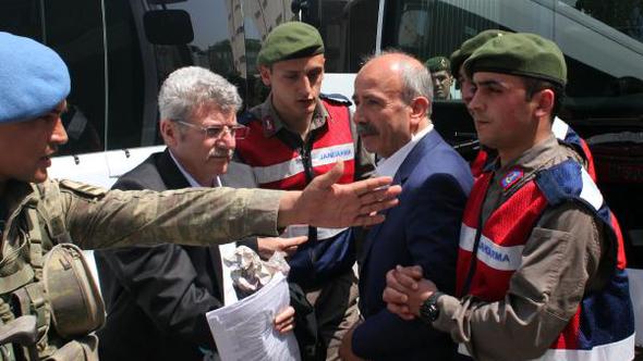 Eski Emniyet Müdürü hakim karşısında