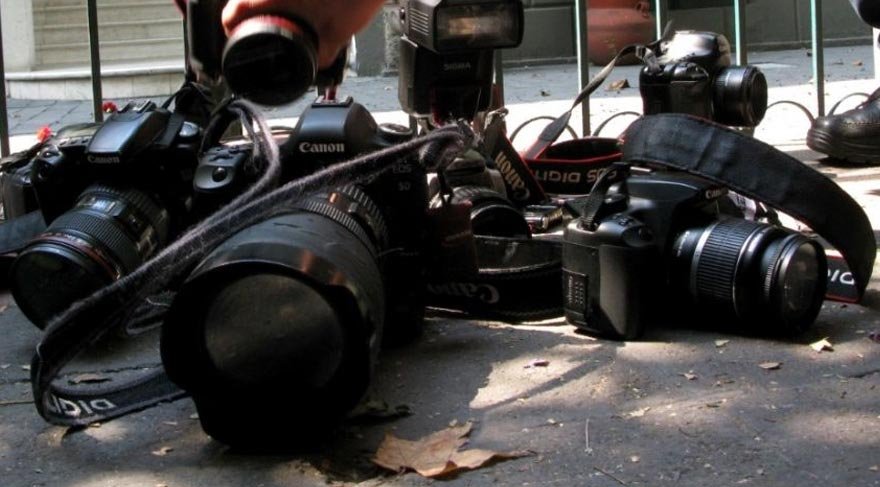 Bir günde iki gazeteci katledildi