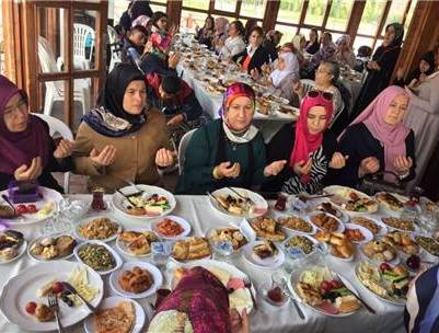 Şehit annelerine vefa