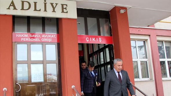 Mahkemeden Bülent Arınç|a ceza