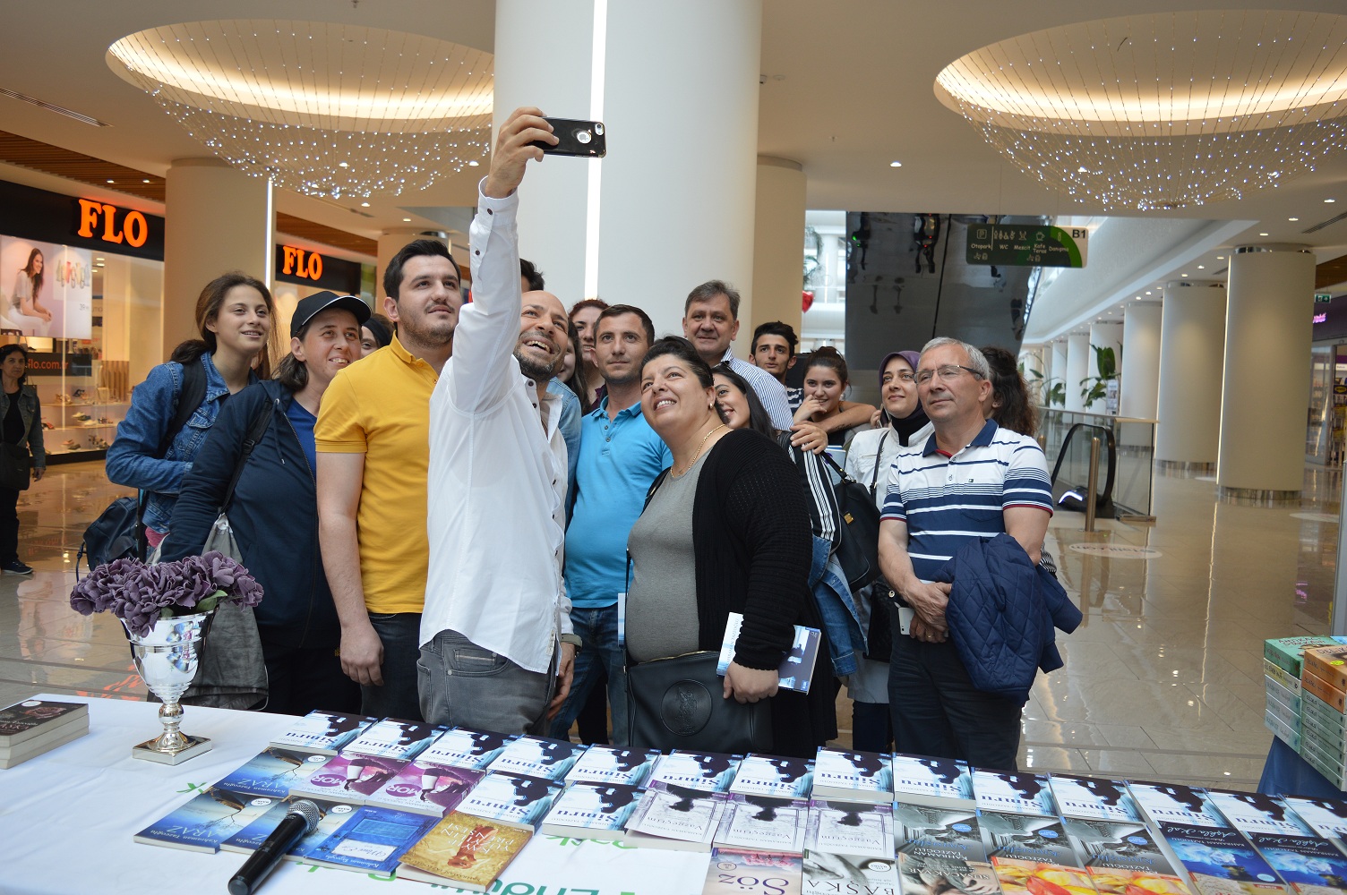 Endülüspark AVM’de Kahraman Tazeoğlu Rüzgarı Esti