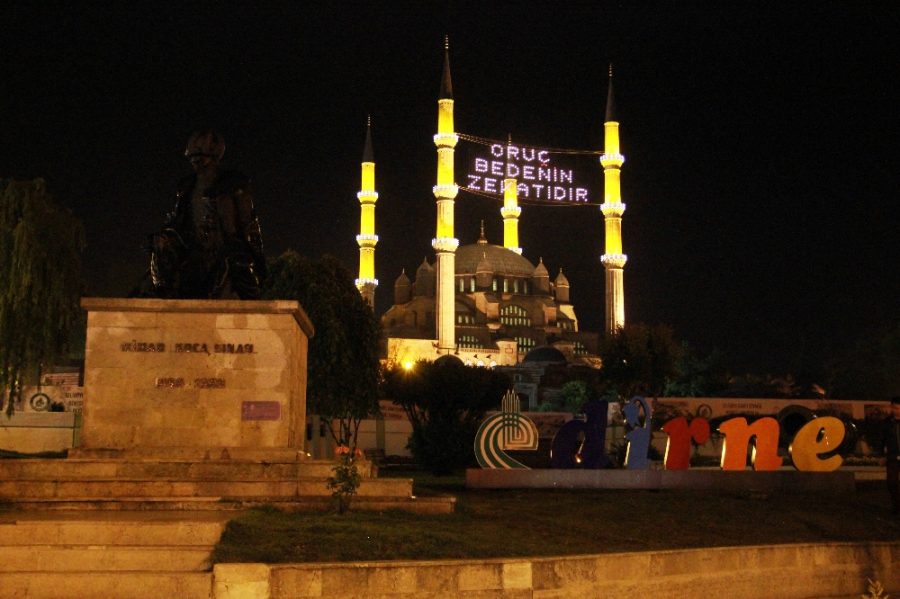 Selimiye|de ilk teravih