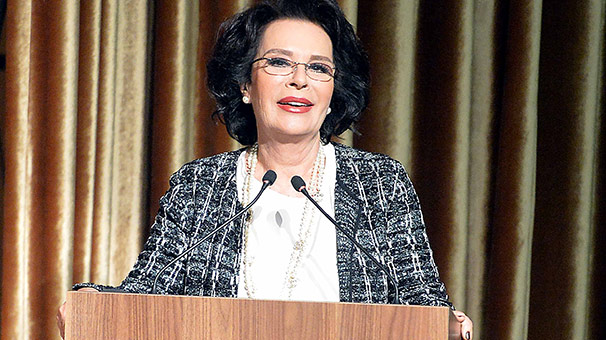 Hülya Koçyiğit sevenlerine seslendi