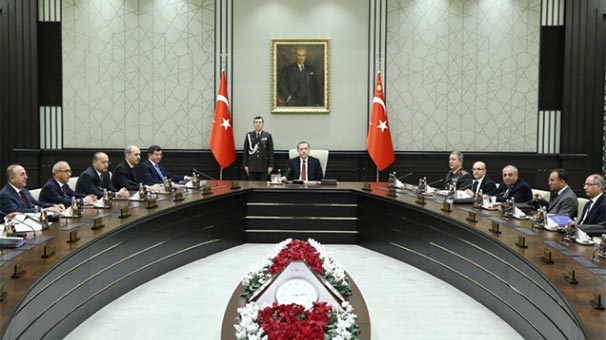 MGK sona erdi