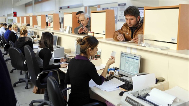 Memur çalışmadan emekli olabiliyor