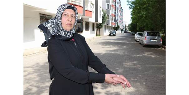 Ehliyetsiz kadın sürücü yayayı ezdi