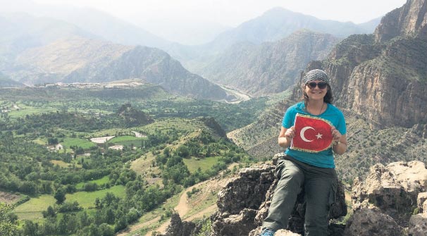 Cilo Dağı’nda bir kadın dağcı
