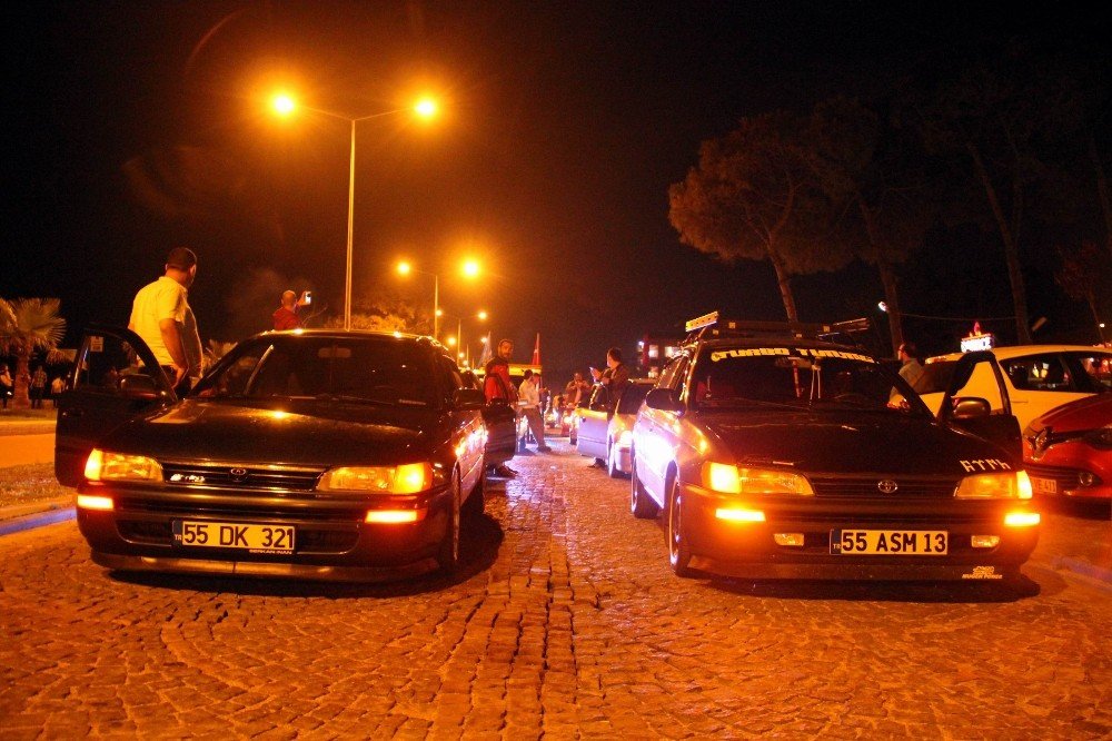 Samsun|da şehitlere saygı konvoyu