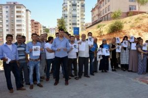 Mektup bırakıp kaçtı