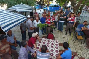 Köylüye uyuşturucu eğitimi verildi