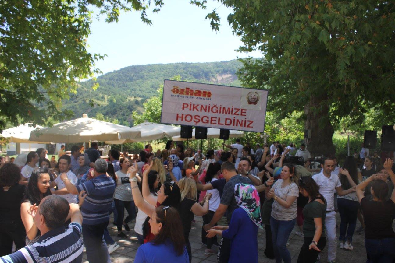 Özhan çalışanları piknikte buluştu
