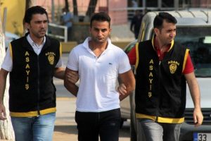Demir telleri esnetip kaçtı