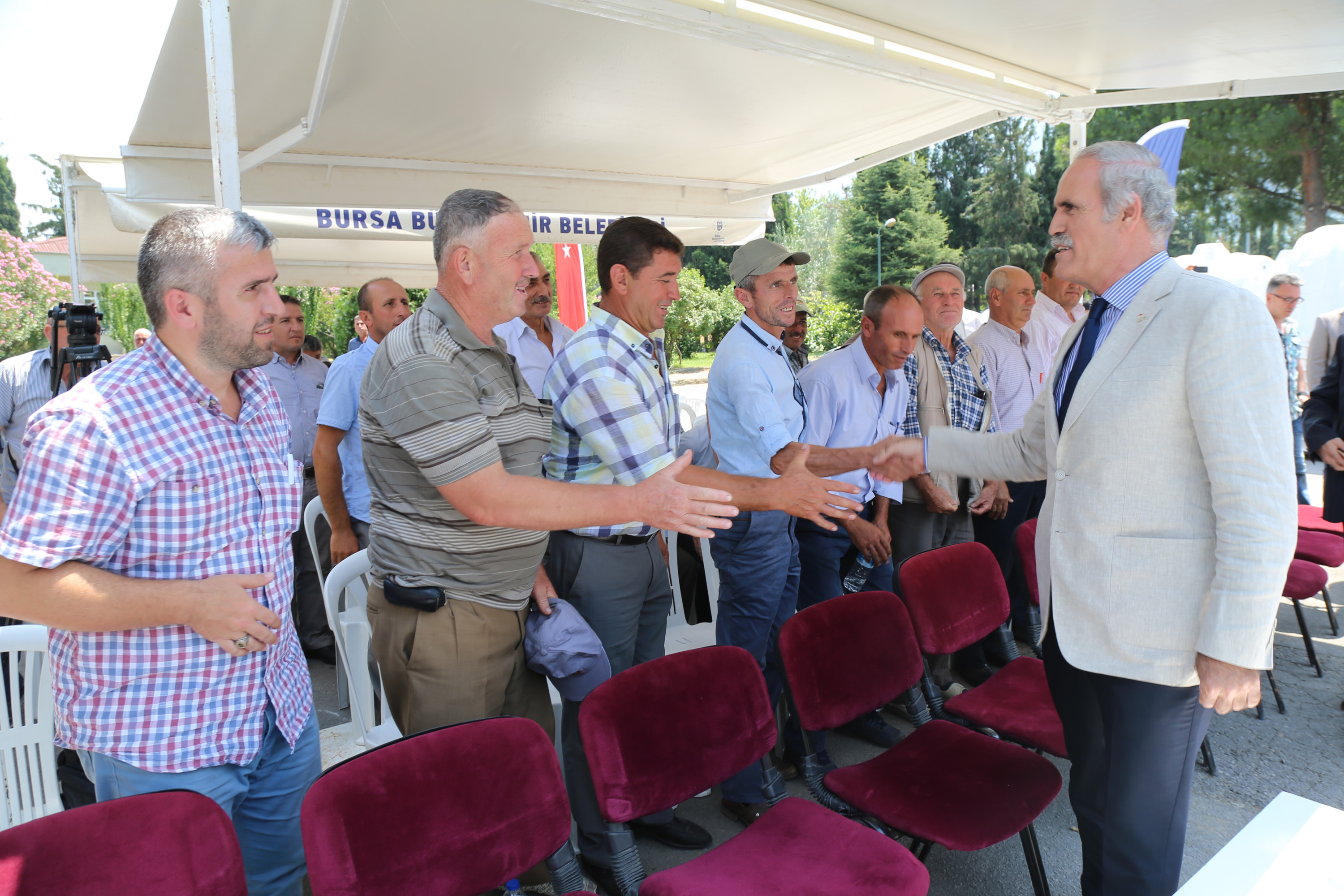 Büyükşehir’den kırsal kalkınmaya destek