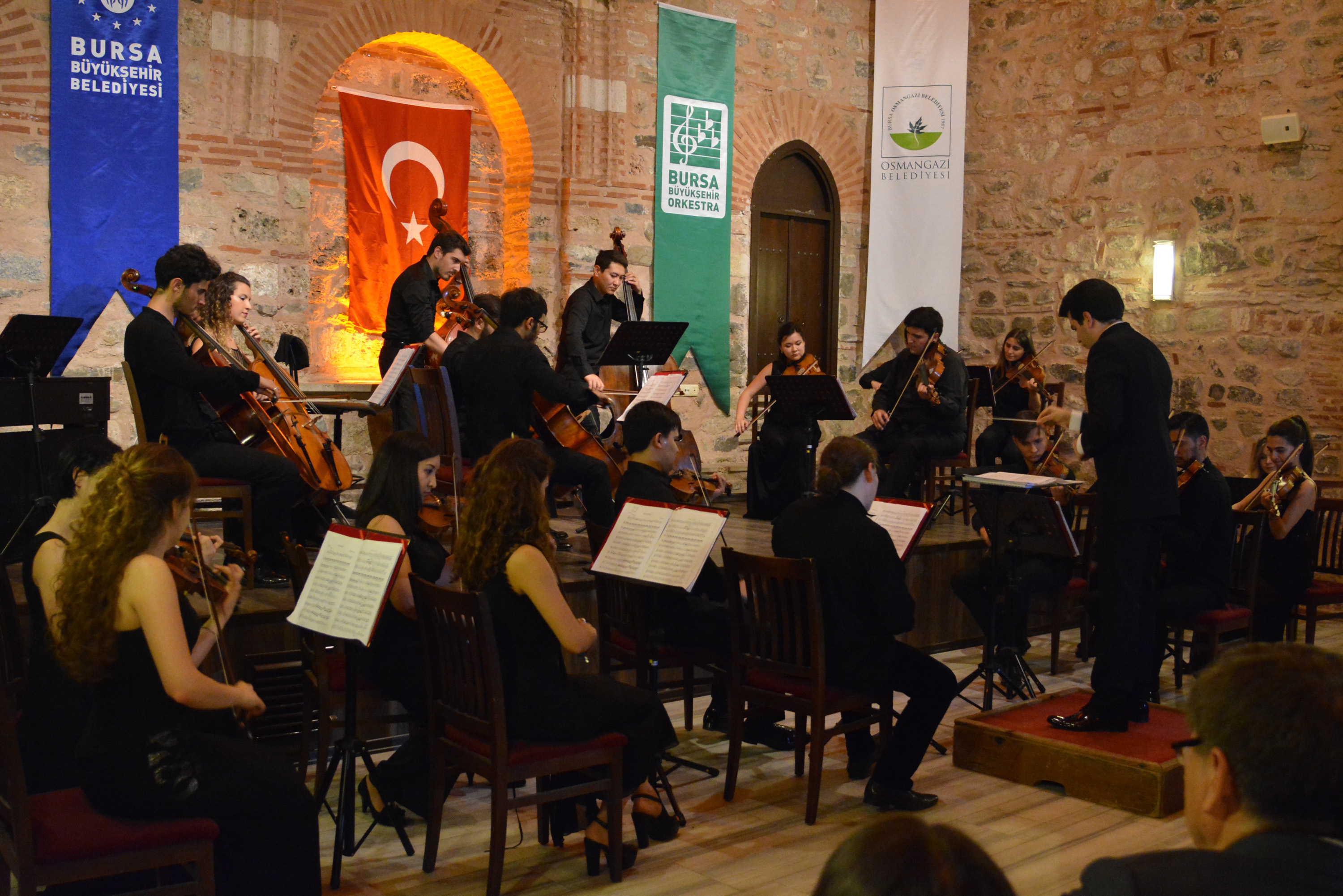 Genç müzisyenlere Bursa’da yoğun ilgi
