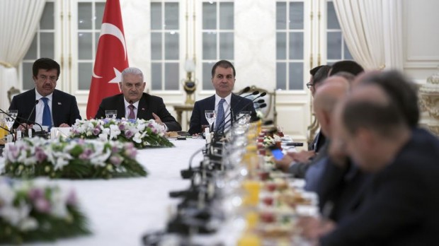 Başbakan Alman şirketleriyle görüştü