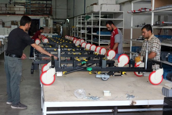 40 çalışanla 40 ülkeye ihracat