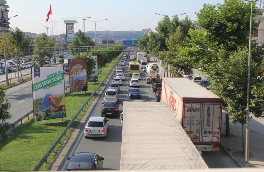 Yeniden trafiğe kapatılıyor