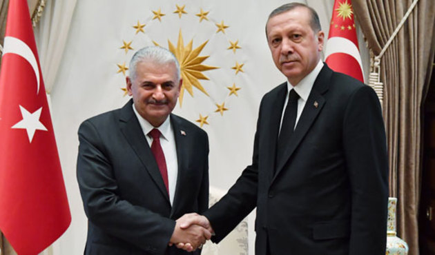 Zirvede sürpriz görüşme