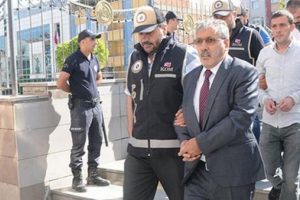 Banlı|nın 5 büfesi mühürlendi