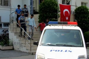Zehir tacirlerine darbe