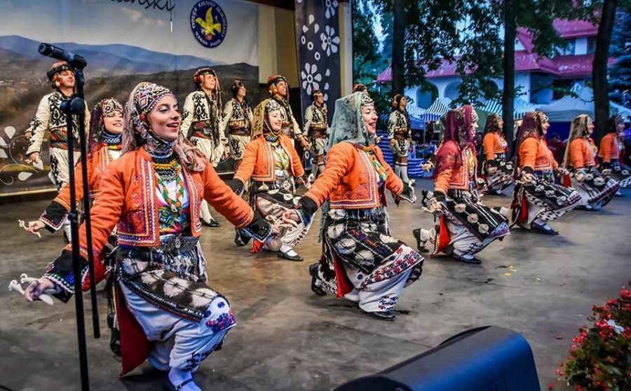 Polonya|dan ödülle döndüler