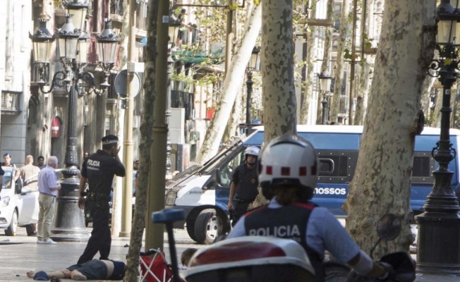 Barcelona saldırısına 4 gözaltı