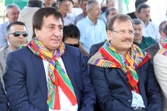 Çavuşoğlu, Kocayayla|da şenliklere katıldı