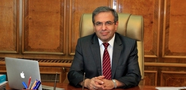 ÖSYM Başkanı istifa etti!