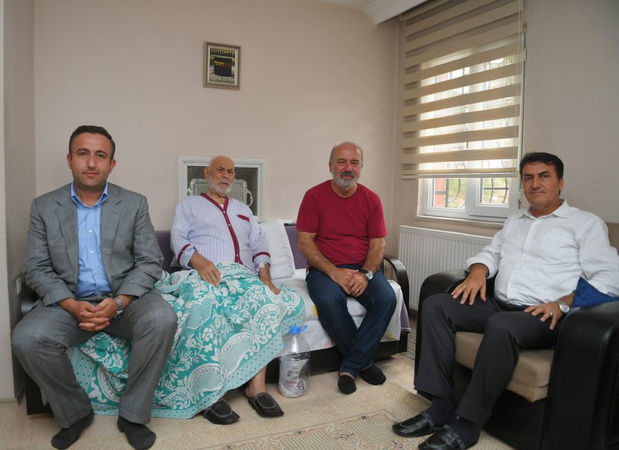 Dündar|dan emekli müezzine vefa