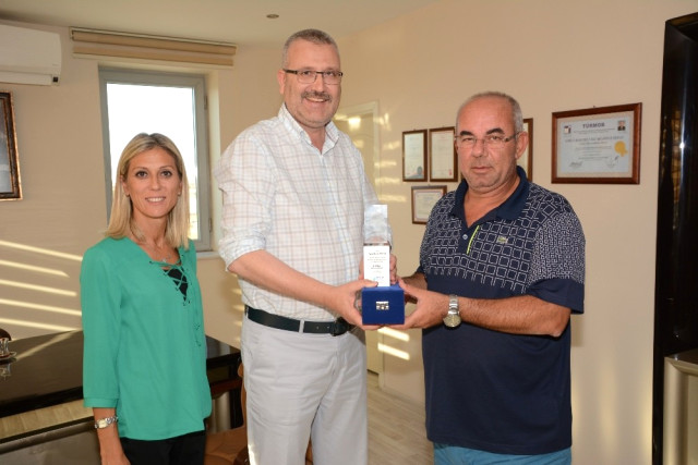 Karacabeyliler ilçe sporuna sahip çıkıyor
