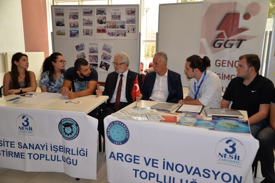 Yeni öğrenciler |Tanışma Günleri|nde buluştu