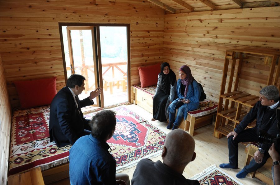 Madde bağımlıları bu köyde tedavi edilecek