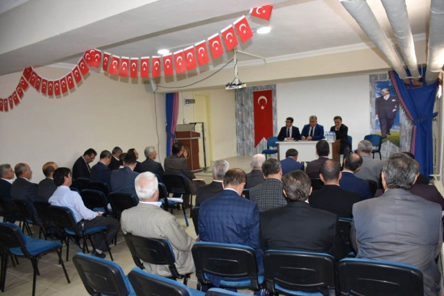 Yenişehir|de eğitim toplantısı