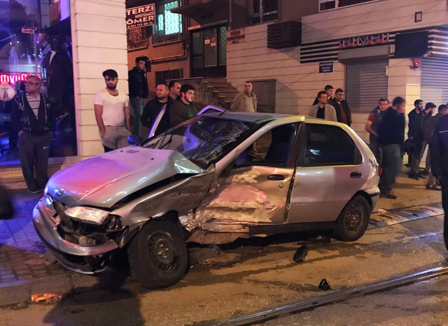 Aşırı hız can aldı