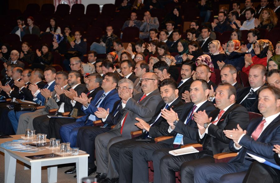 UÜ|de Uluslararası Sosyal Bilimler Kongresi