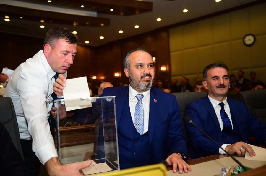 Yeni büyükşehir belediye başkanı Aktaş oldu