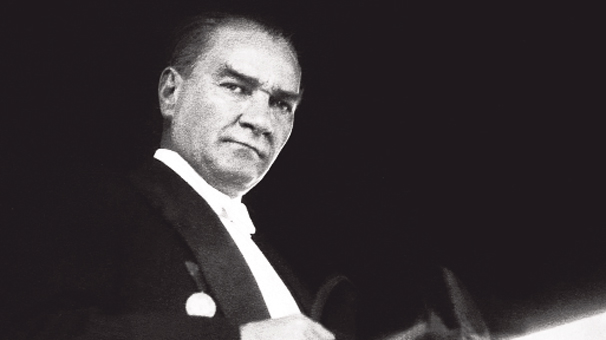 Atamızı özlem ve saygıyla anıyoruz