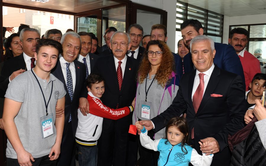 Kılıçdaroğlu|na Bursa|da yoğun ilgi