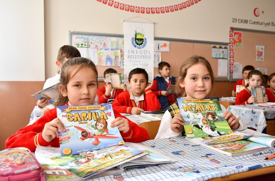İnegöl Belediyesi|nden 353 öğrenciye kitap