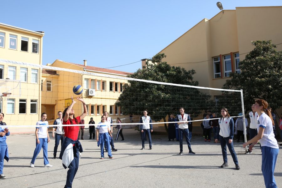 Sultanlardan özel ziyaret
