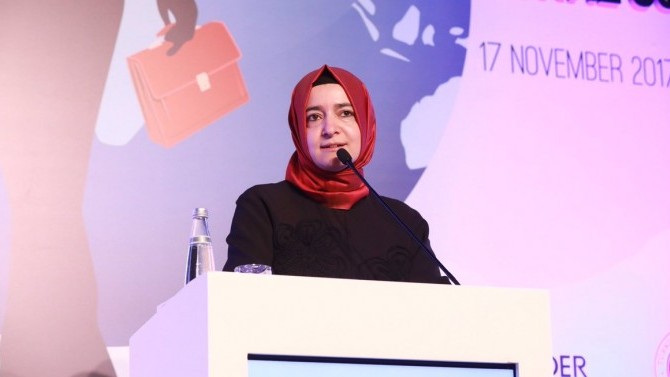Bakan Kaya|dan kadın çalışanlara müjde