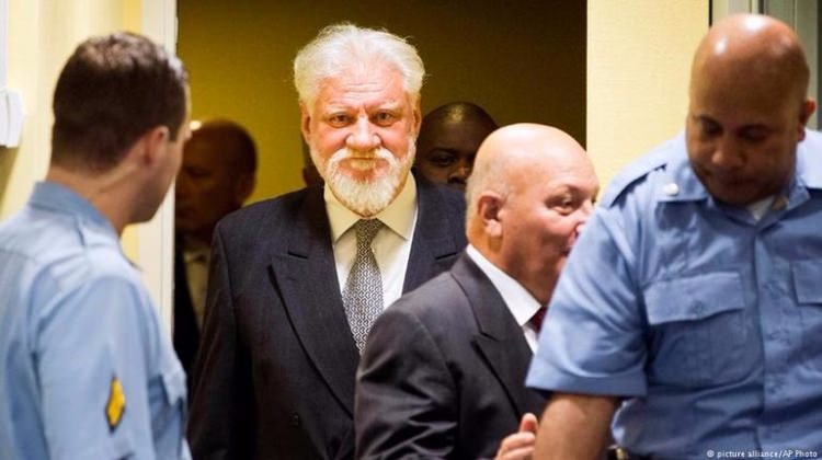 20 yıl hapse mahkum edilince zehir içti