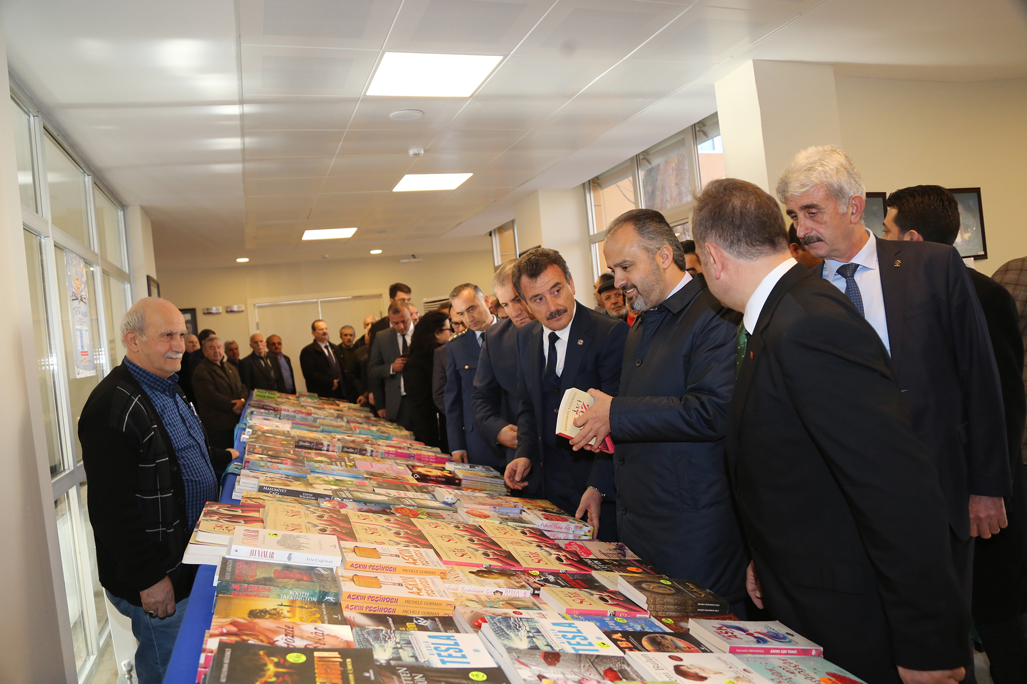Yenişehir|de kitap günleri başladı